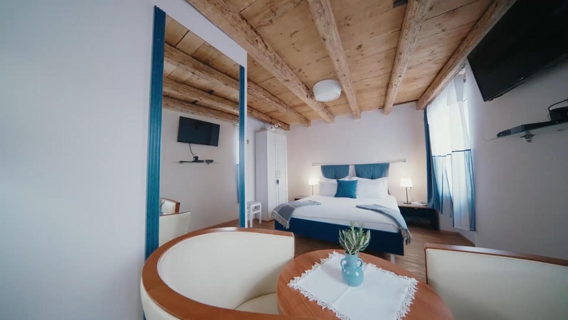 Guesthouse Centrum B&B Izola Ngoại thất bức ảnh