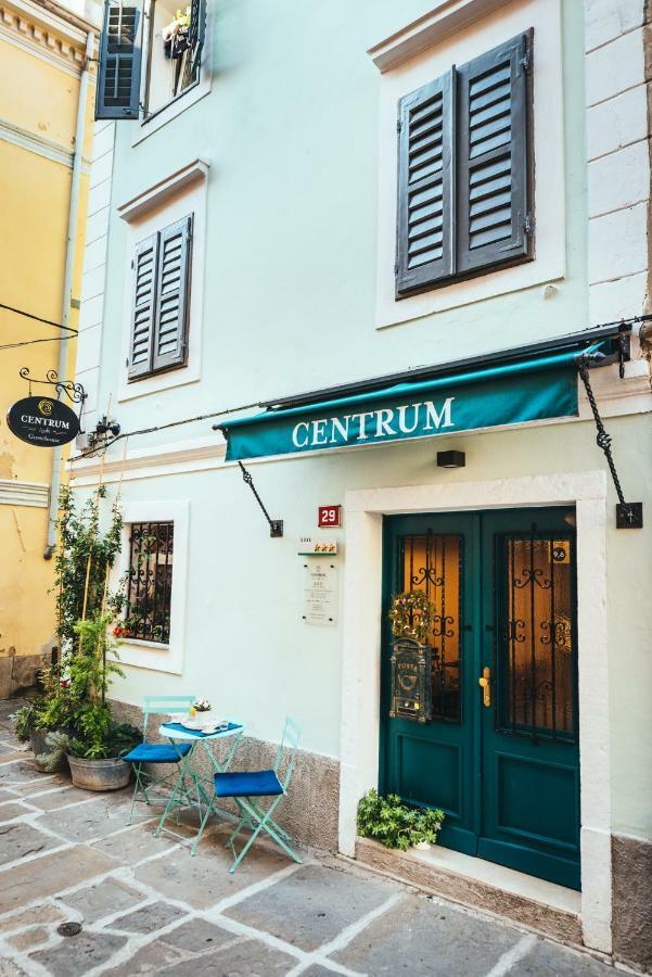 Guesthouse Centrum B&B Izola Ngoại thất bức ảnh